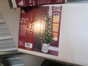 lot 228 image: 4ft Pre-lit Porch tree in original ...