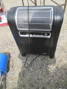 lot 131 image: Lasko Ceramic element electric spac...