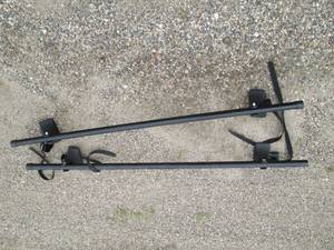 lot 149 image: Metal framed car top carrier...