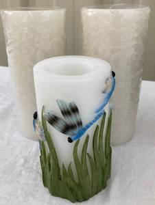 lot 54 image: Flameless Candle Collection