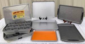 lot 51 image: Assorted New in Box Metal Baking Pans