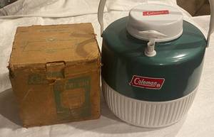 lot 123 image: Coleman Cook Kit 501-960 and Coleman 1 Gallon Green Water Jug Cooler with Cup