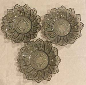 lot 122 image: Vintage Federal Carnival Iridescent  Glass Petal Dishes, Colonial Smoke Yorktown Bowls and Fruit Bowl with Sawtooth Edge plus Viking 7806 Georgian Compote in Charcoal Blue