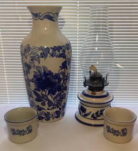 lot 128 image: Blue & White Collection - Lamplight Farms Floral Ceramic Hurricane Oil Lamp, Blue & White 13 Vase and 2 Pfaltzgraff #920 Yorktowne Ramekins Crock