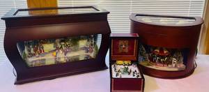 lot 129 image: Mr Christmas Sounds of the Season Music Boxes Collection - Animated Symphony of Bells (2) and Small Music Box