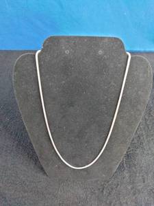 lot 89 image: Tiara Sterling Silver 20 Round Snake Chain Necklace