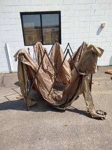 lot 76 image: Sunjoy 11 x 11 Temporary Pop-Up Portable Gazebo with Netting - Needs Repair