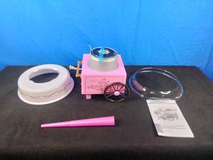 lot 81 image: Nostalgia Vintage Hard and Sugar-Free Candy Cotton Candy Maker - Pink