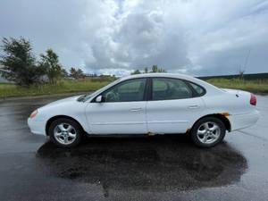 2003 Ford Taurus SES - 81,757 MILES