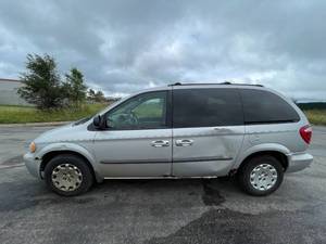 2002 Chrysler Voyager LX