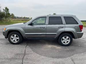 2007 Jeep Grand Cherokee Laredo - 4X4