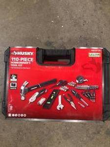 Husky 110-Piece Homeowners Set   Customer Returns See Pictures