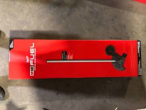 Milwaukee M18 FUEL 8 in. Edger Attachment for Milwaukee QUIK-LOK Attachment System  Customer Returns See Pictures