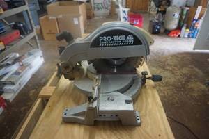 lot 5 image: Protech Model CS72121 12 Compound Miter Saw