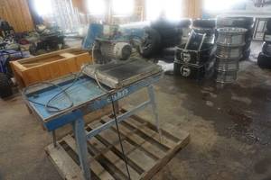 lot 4 image: Alba Model TVR-2M Commercial Wet Saw Tile Saw
