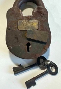 Colt Firearms Factory Lock 5 Tall (rusty but works)