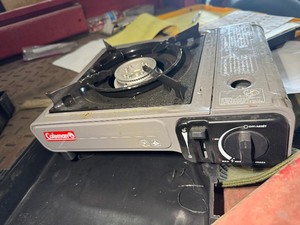 lot 35 image: Coleman Single Burner Butane Stove