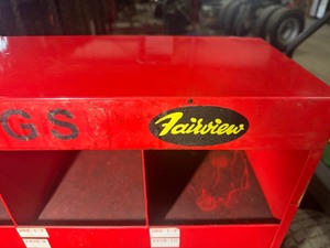 lot 4 image: Fairview Metal 42 Pocket Storage Rack
