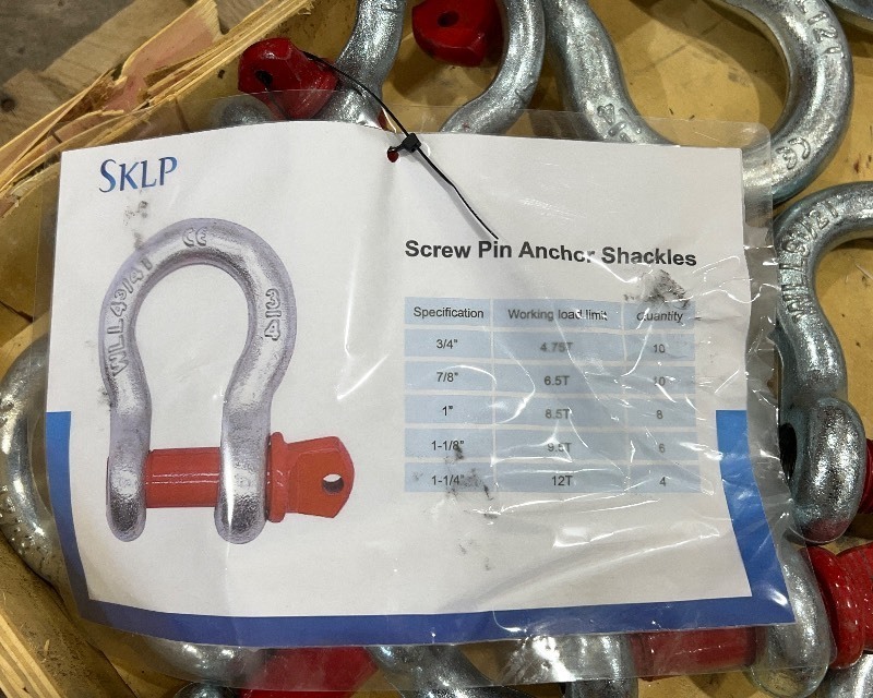 lot 165 image: Assorted Screw Pin Anchor Shackles