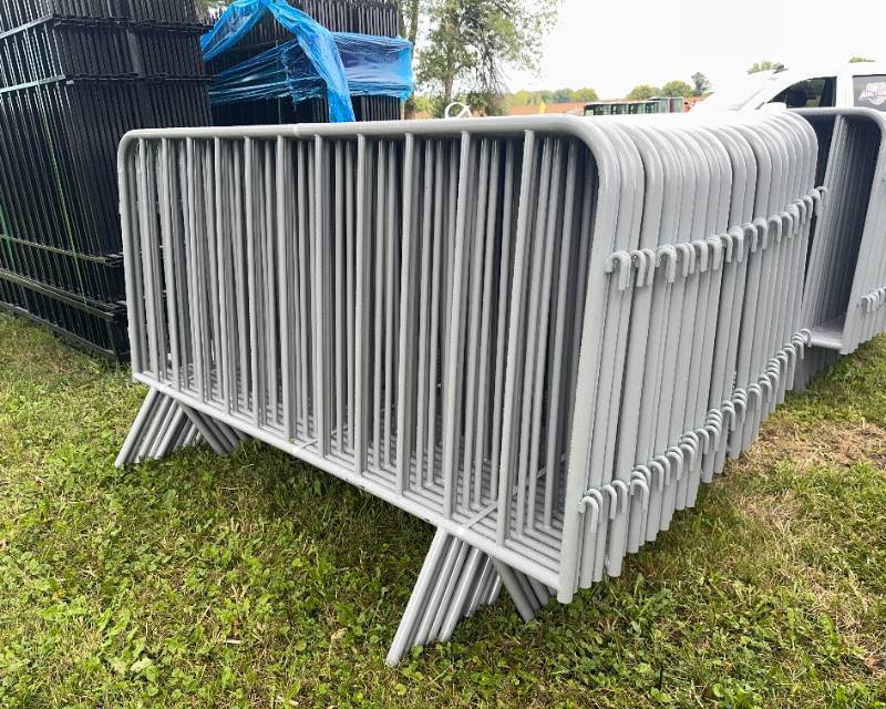 lot 114 image: Steel Fence Crowd Control Barrier 40 pcs