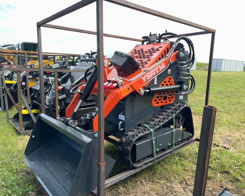 lot 27 image: 2024 AGT Skid Steer Loader YSRT14
