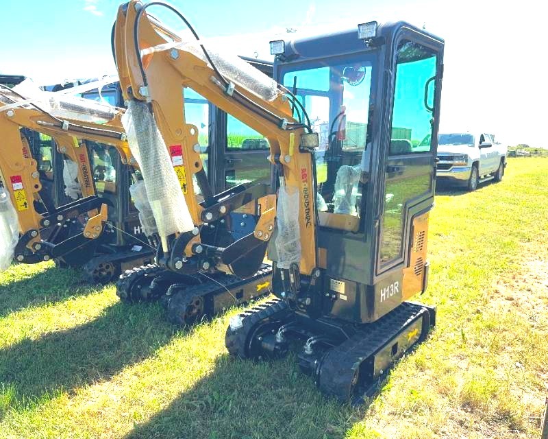 lot 61 image: 2024 AGT Enclosed Mini Excavator H13R