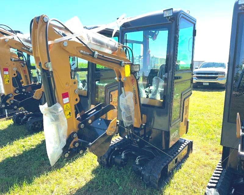 lot 51 image: 2024 AGT Enclosed Mini Excavator H13R