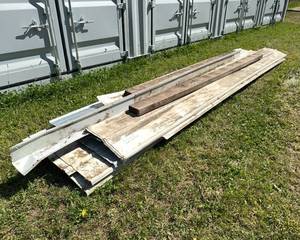 lot 7 image: Assorted Barn Steel & Trim