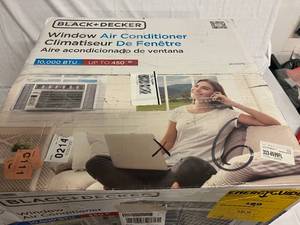 lot 2 image: Black and Decker Window Air Conditioner - 10,000 BTU