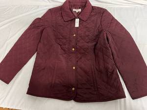 lot 41 image: Talbots Quilted Winter Coat - L