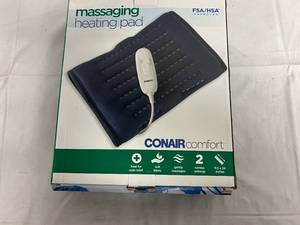 lot 67 image: Conair Comfort Massaging Heating Pad