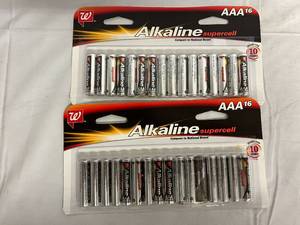lot 78 image: 32 Alkaline AAA Batteries