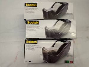 lot 122 image: 3 Scotch Desktop Tape Dispensers