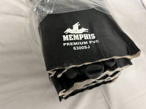 lot 23 image: MCR Gloves