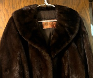 lot 108 image: Vintage Mink Shawl
