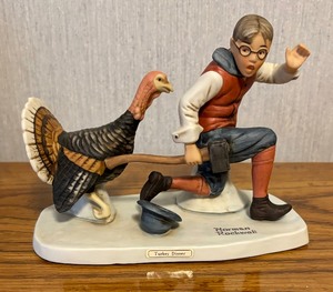 lot 136 image: Norman Rockwell Homerun Slugger and Turkey Dinner Figurines