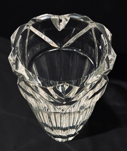 lot 160 image: Orrefors Crystal Floral Vase