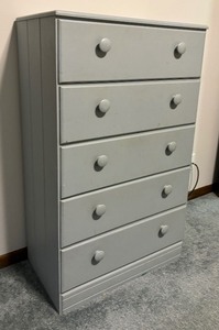 lot 179 image: Vintage Painted Wooden Dresser