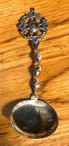 lot 186 image: Vintage Norwegian Collectible Spoons