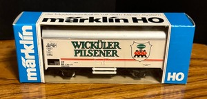 lot 230 image: Marklin HO 4422, 4419, 46131, 4424 and 4425 Train Cars