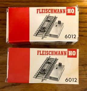 lot 236 image: Fleischmann Train Cars and Accessories