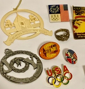 lot 207 image: Vintage Pins