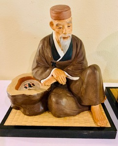lot 177A image: Vintage Ceramic Statue Elder Chinese Japanese Men