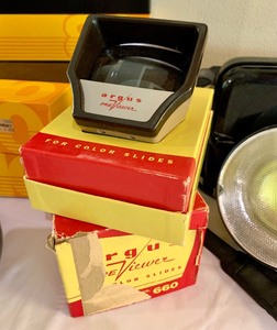 lot 166A image: Amazing Vintage Kodak Slide Carousel, Slide Previewer and Mecablitz Light