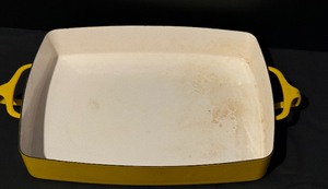 lot 49 image: 1980s Dansk Yellow Enameled Roasting Pan Mid-Century Kobenstyle Enamelware Lasagna  Casserole Dish