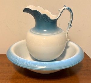 lot 341A image: Vintage Knowles Pitcher, Basin and Chamber Pot