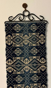lot 342 image: Beautiful Vintage Bell Pull