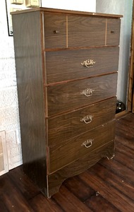 lot 352 image: Vintage Dresser