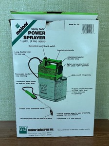 lot 360 image: Melnor 1 Gallon Spray Safe Power Sprayer
