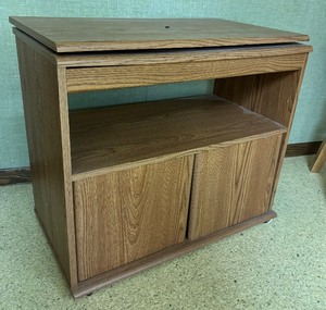 lot 368 image: Sauder Brand Media Cabinet